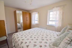 Bedroom- click for photo gallery